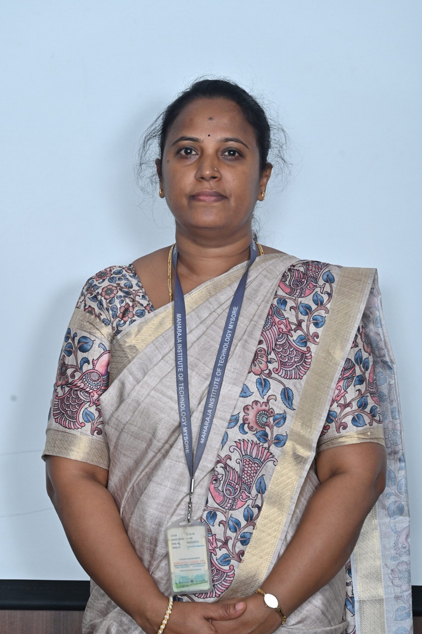 Dr. Lavanya M